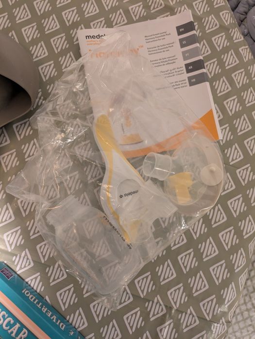 Bomba de extração de leite materno manual Medela