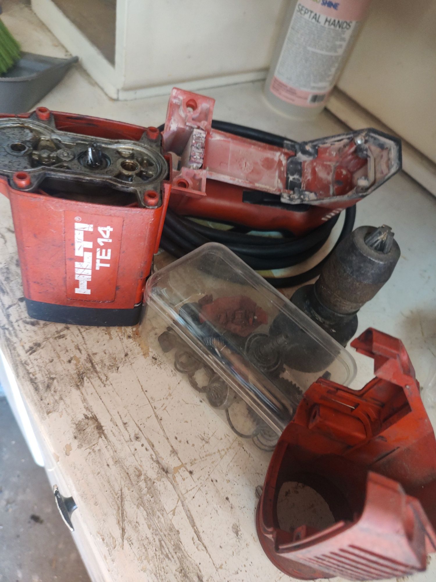 Hilti TE14 młotowiertarka części