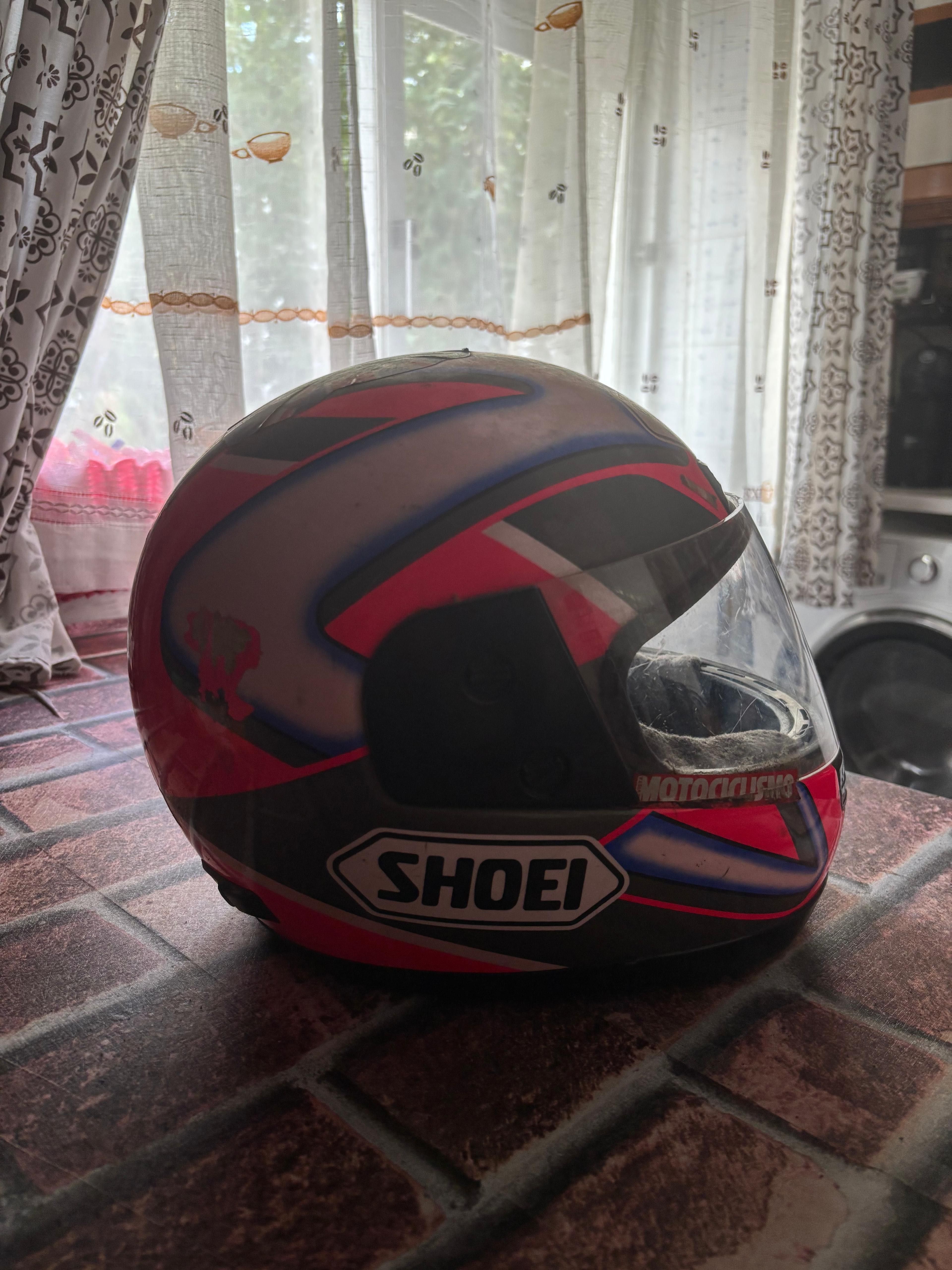 Capacete SHOEI usado