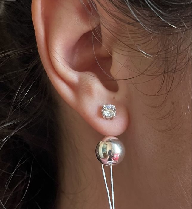 Продам серебряные серьги.