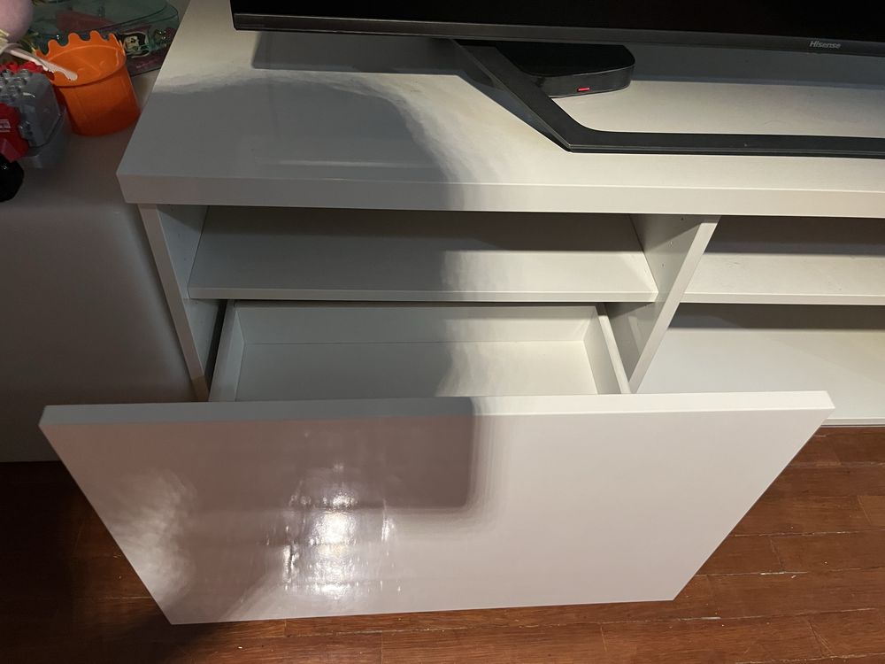 Movel TV Ikea branco