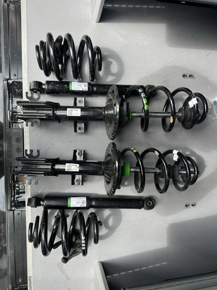 Амортизатори стійки пружини TRANSPORTER