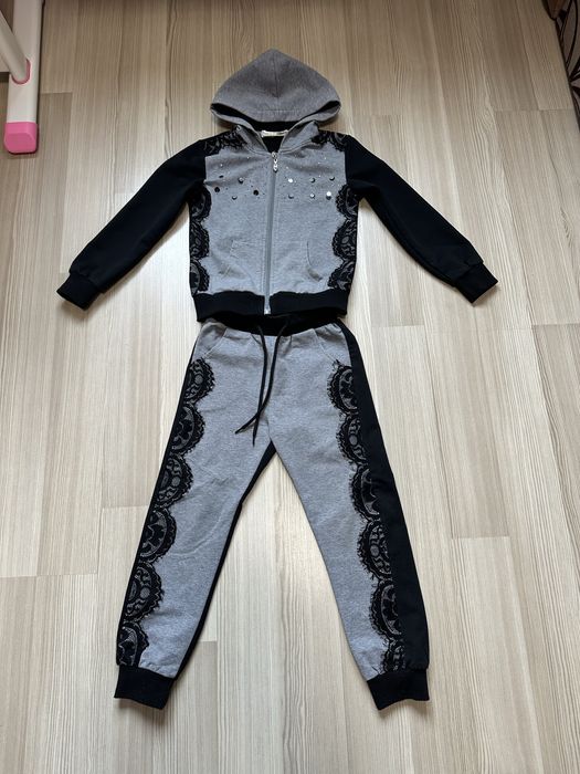 Костюм для девочки 122 см. 4-7 лет!!