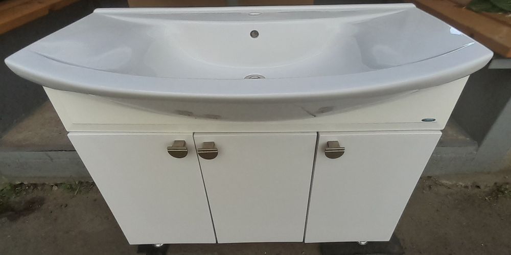 Рукомийник з тумбою