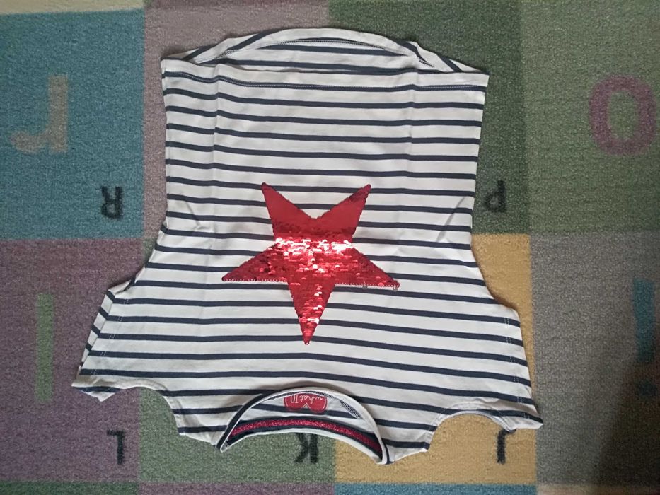 Koszulka , t-shirt z cekinami 110/116 f&f