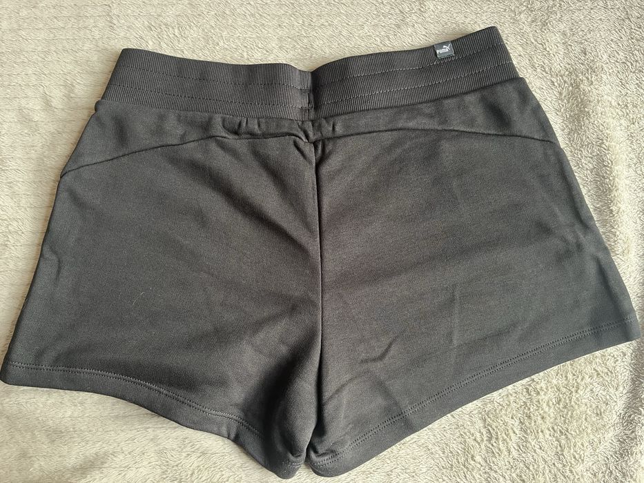 Чорні жіночі шорти розмір M Puma Essentials Women’s Sweat Shorts