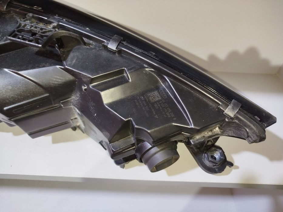 Фара audi a4b9 USA фари ауді А4Б9 фары ауди a4 b9