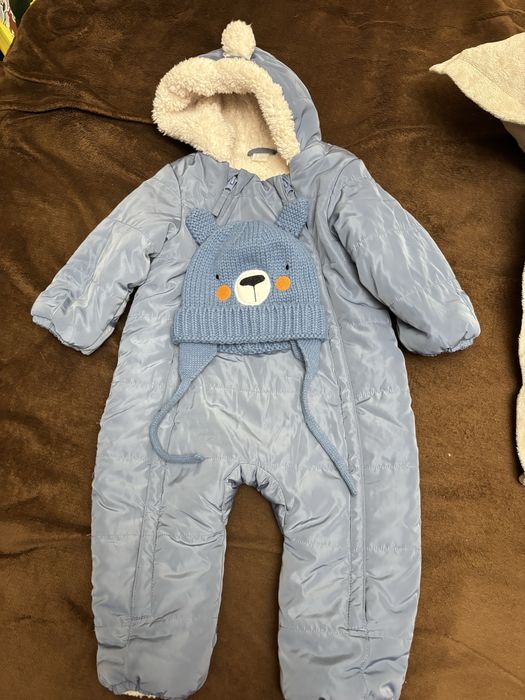 Зимовивий комібнезон H&M + зимова шапка