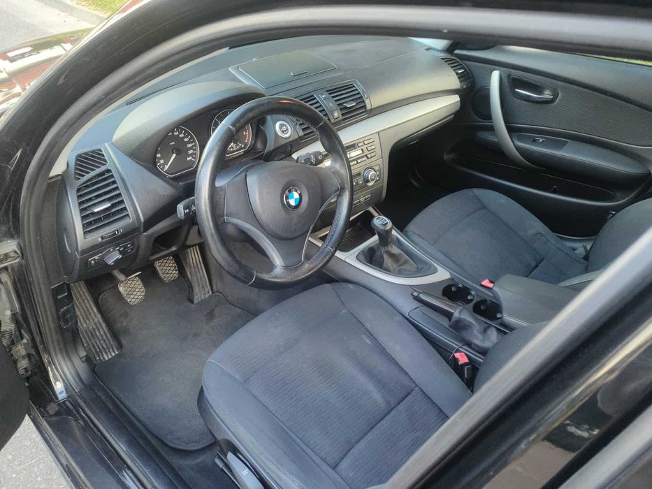 BMW Seria 1 e87 116d 2011r