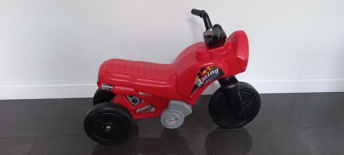Motorek czerwony jeździk dla dziecka od 2 lat