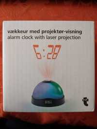 Relógio alarme com projeção de laser Novo