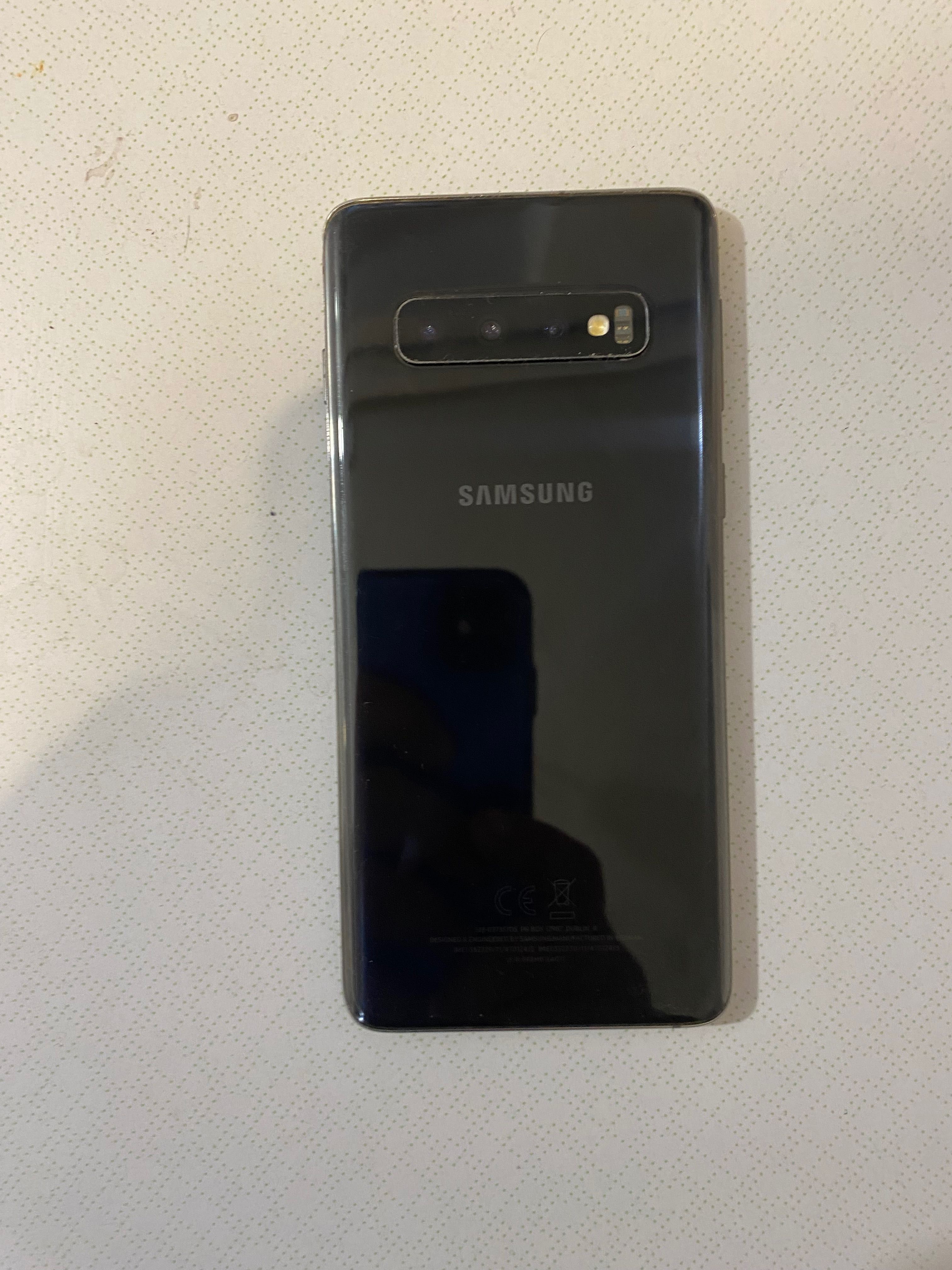 Samsung s10 8/128