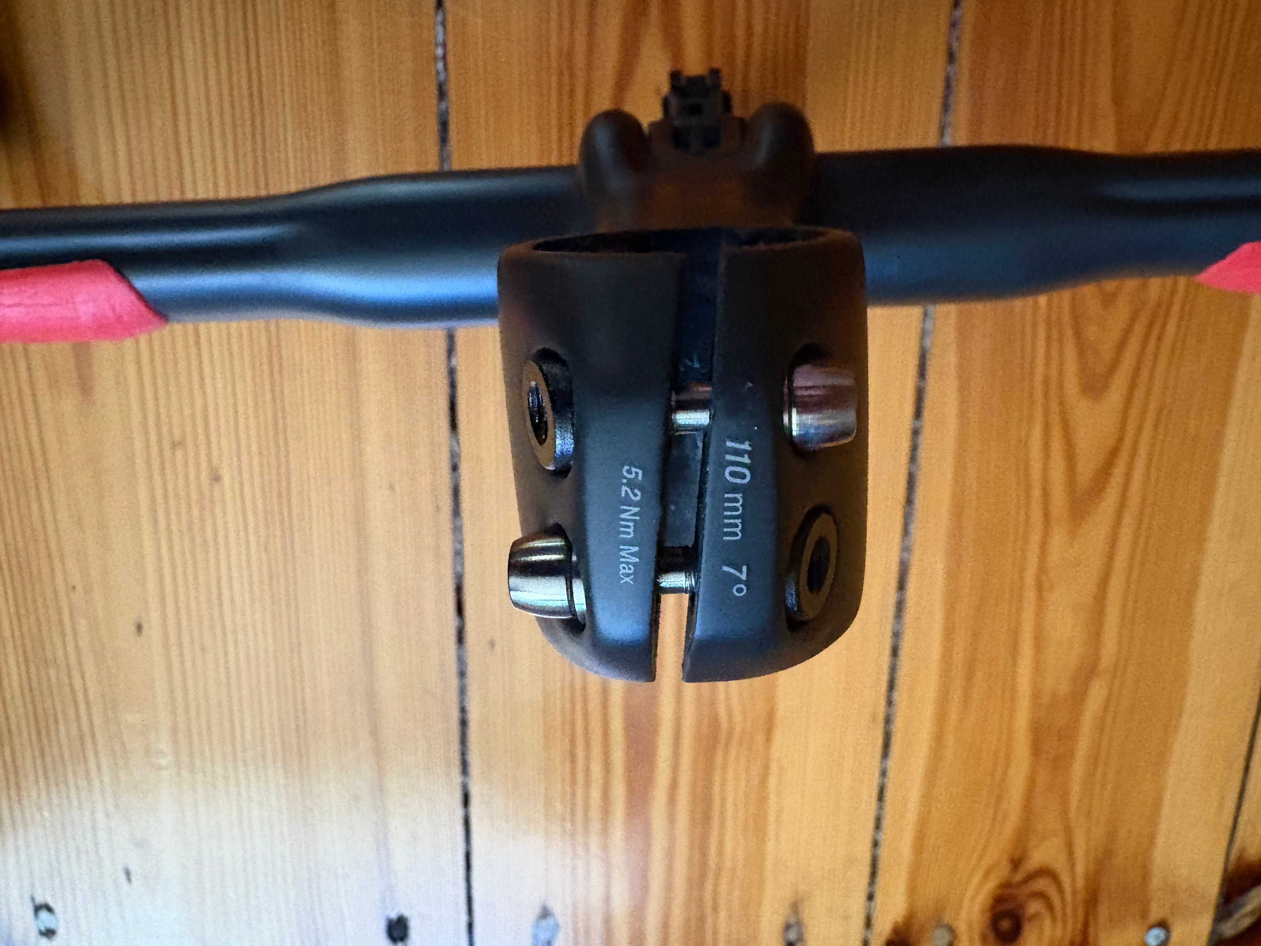 Kierownica Bontrager Pro Iso core 420mm + mostek Bontrager RSL 110mm