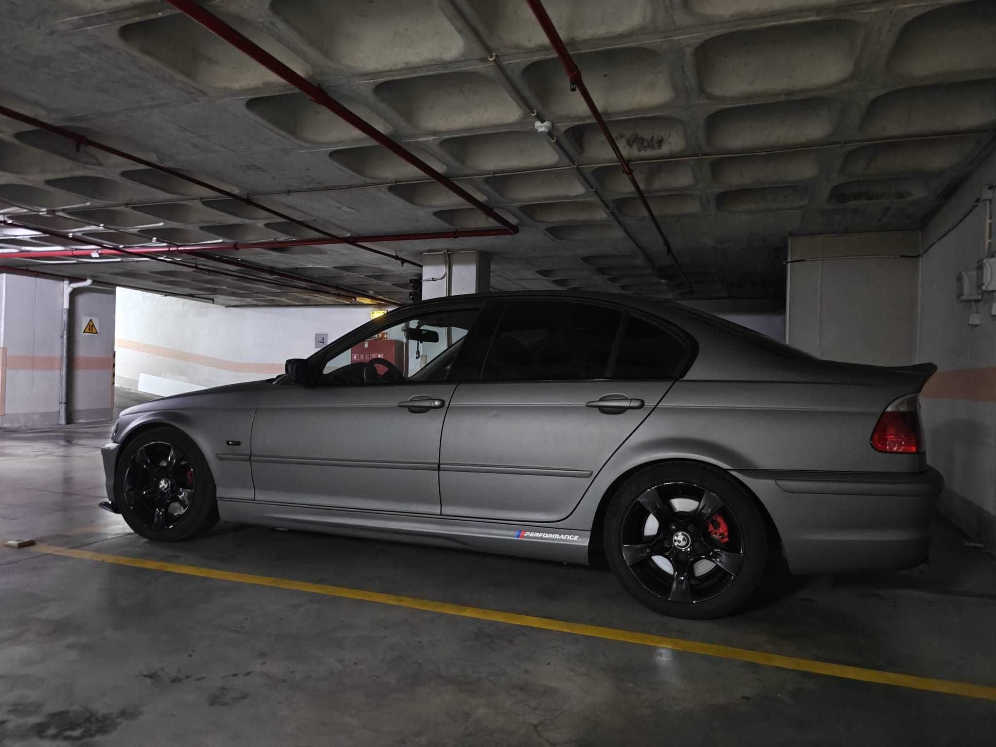 BMW 330 e46 pack M