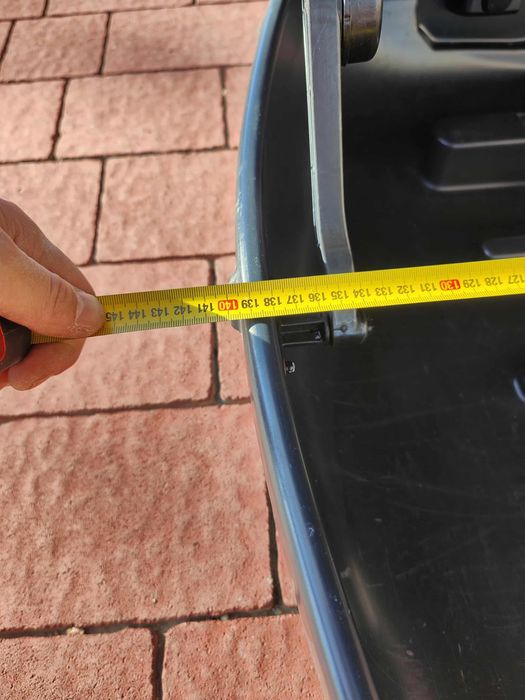 Box   dachowy samochodowy