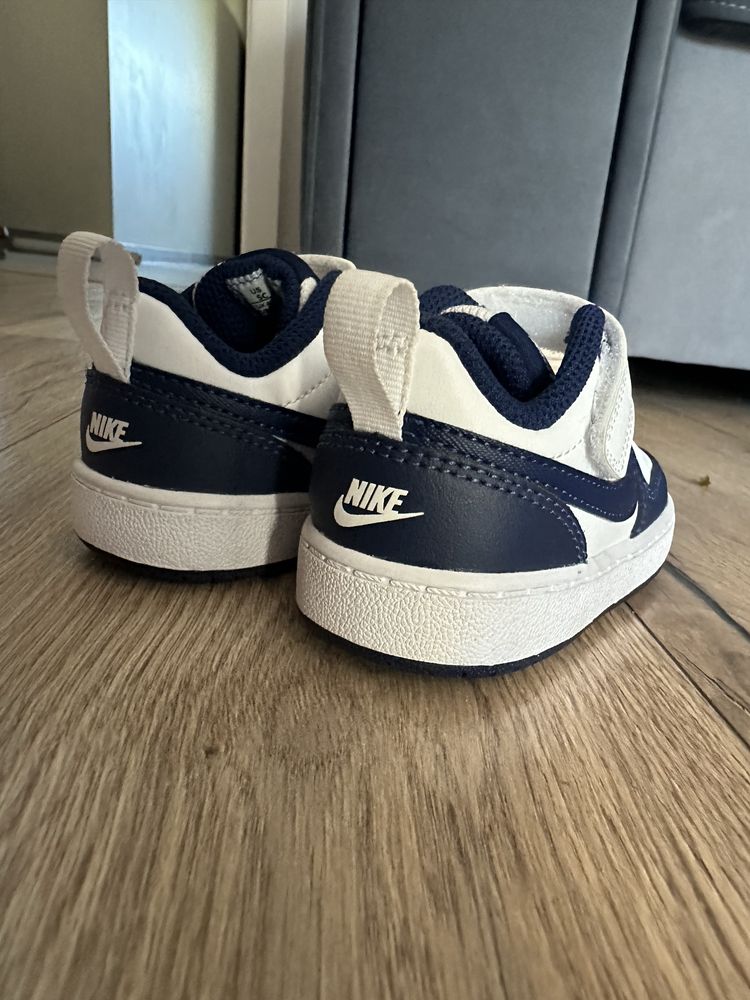 Buty dziecięce nike court borough low