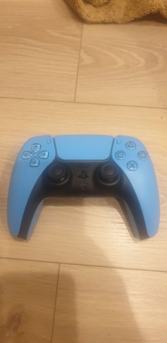 Pad ps5 stan idealny na gwarancji