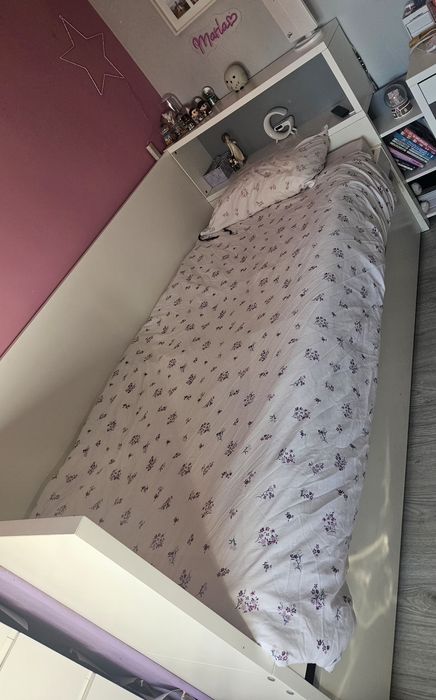 Cama dupla com cabeceira Ikea Flaxa