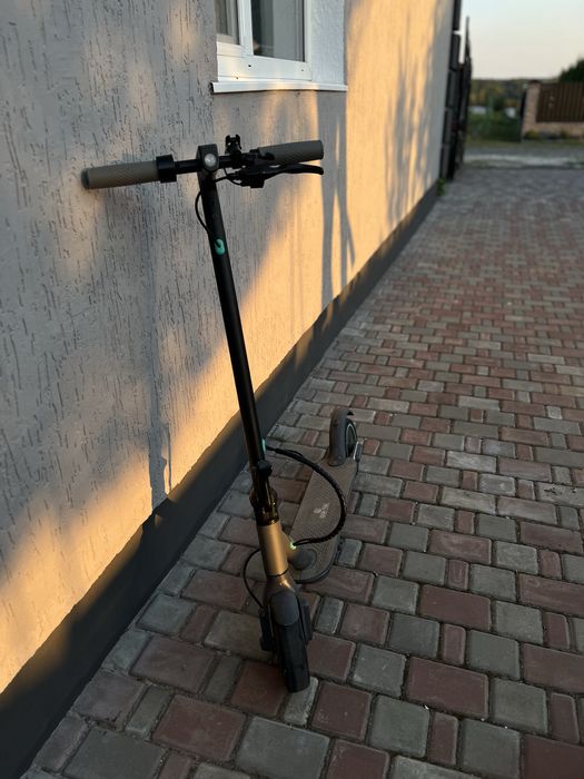 Продам електросамокат