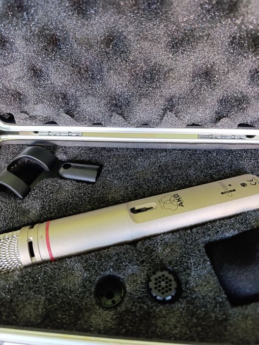 Microfone AKG  c1000s