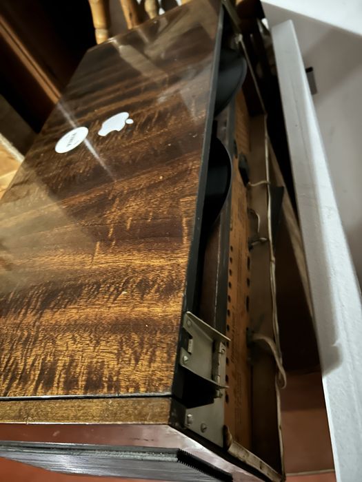 вініловий програвач (радіола) + вініл платівки