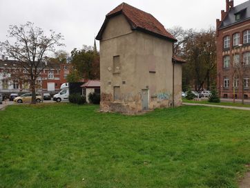 Budynek lokal do aranżacji centrum Świebodzina Studencka park Chopina