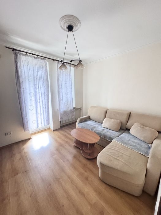 Двухкомнатная сталинка на пр.Шевченко