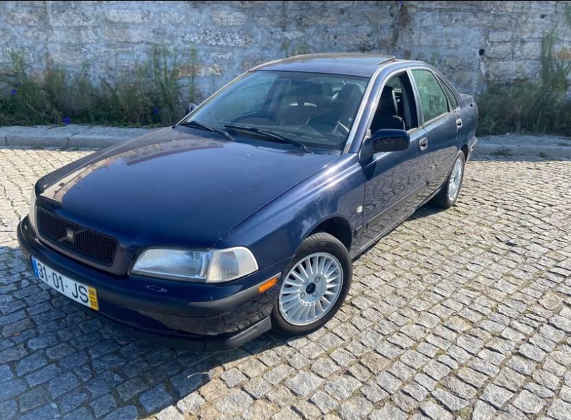 Volvo s40 viatura a trabalhar bem
