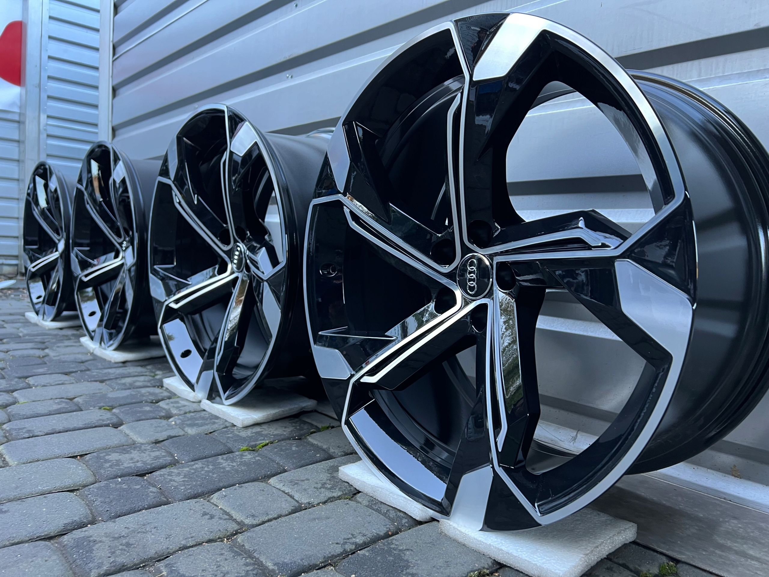NOWE Felgi Audi 22 RS6 RS7 Q7 SQ7 Q8 SQ8 E-Tron