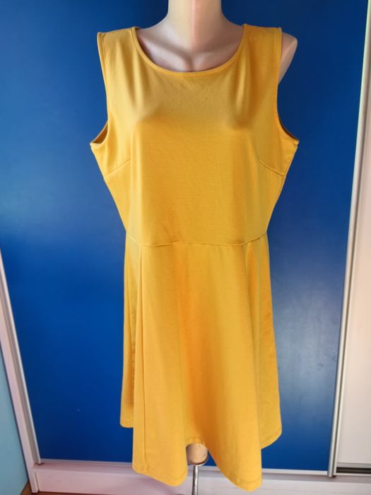 H&M sukienka damska rozm XL, wycięcie z tyłu, musztardowa, lato