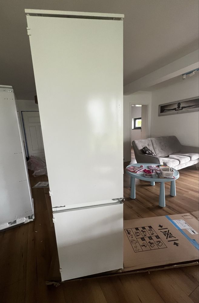 Lodowka do zabudowy ikea/ elektrolux