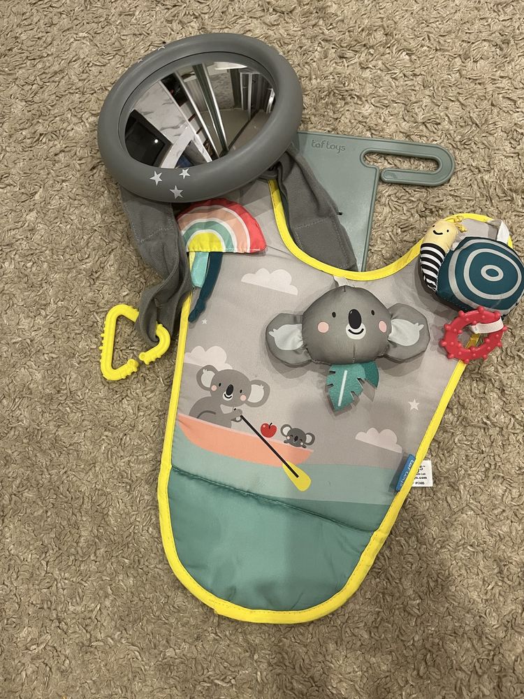 Розвиваючий центр для автомобіля Taf toys