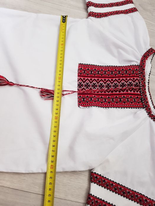 Вишиванка на 7-8 років , вишита сорочка