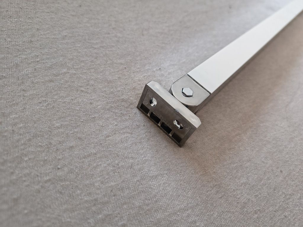 Wspornik stabilizator ścianki prysznicowej do 90cm