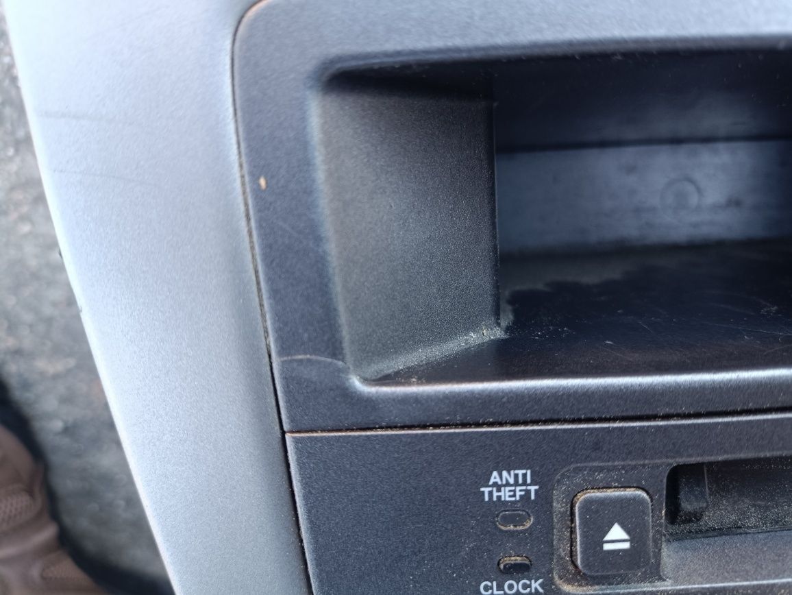Radio e gaveta honda Civic eu,ep,ev