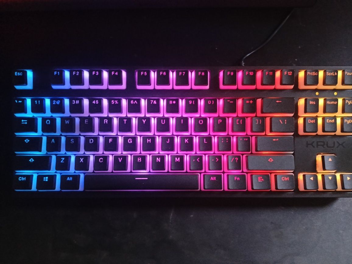 Klawiatura krux atax pro rgb pudding