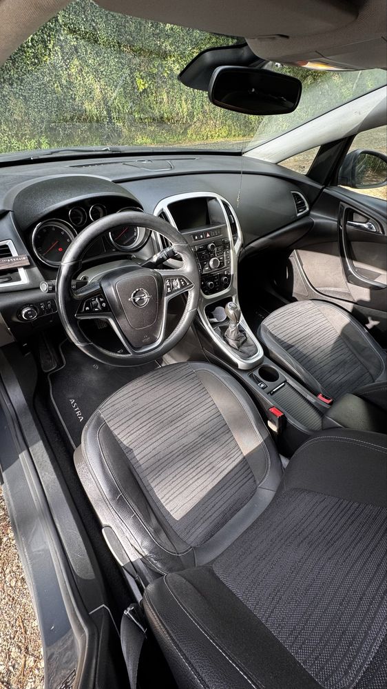 Opel Astra 1.6 2015