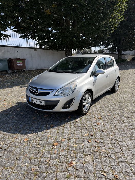 Opel corsa 1.2 gasolina 2011