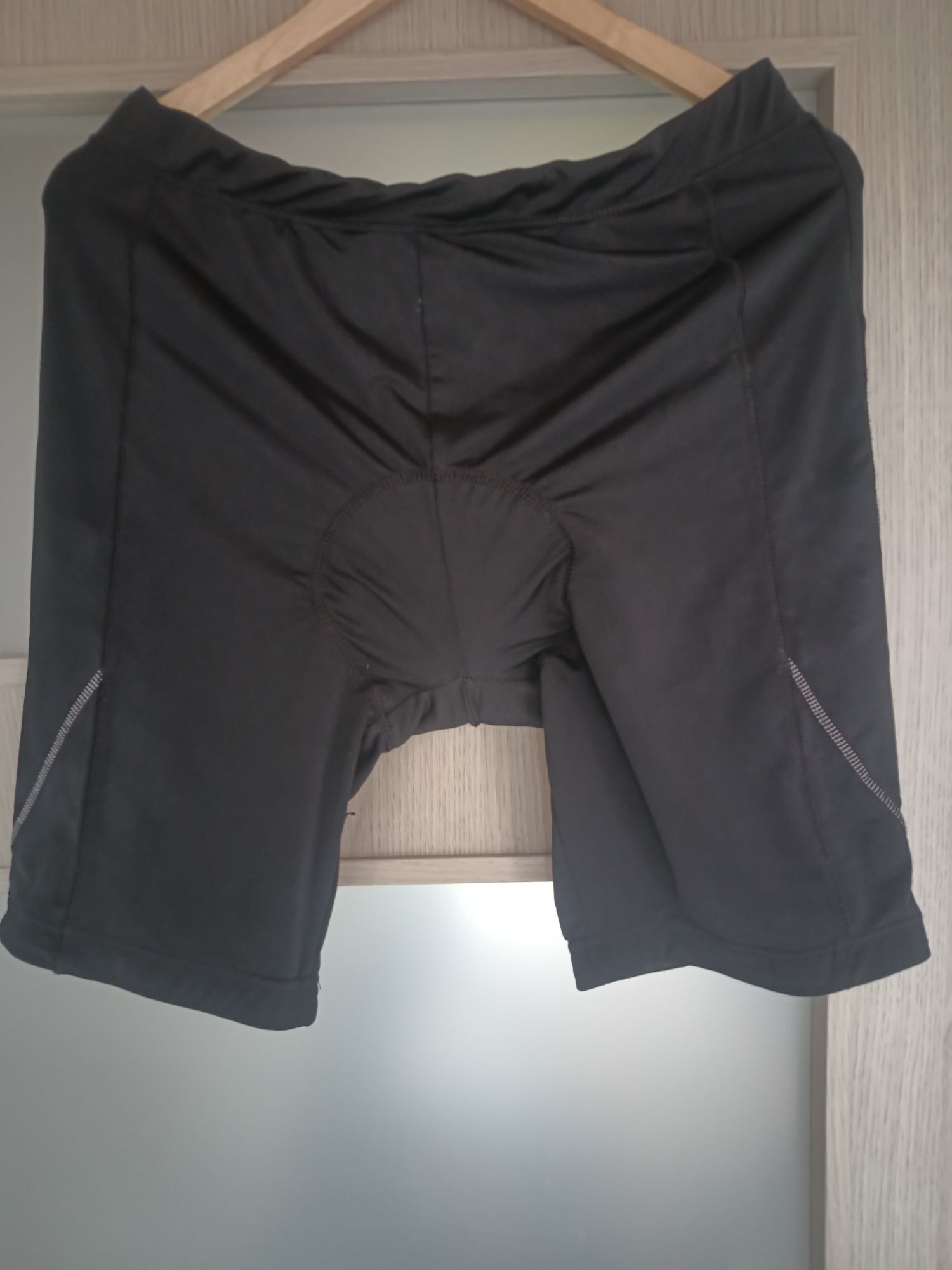 Spodenki rowerowe z wkładką rozmiar 56/58 XL