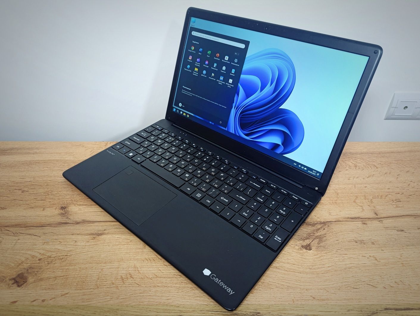15'6 FHD ноутбук Gateway/i3-1115G4/SSD 256GB/8GB DDR4/Батарея 0% зносу