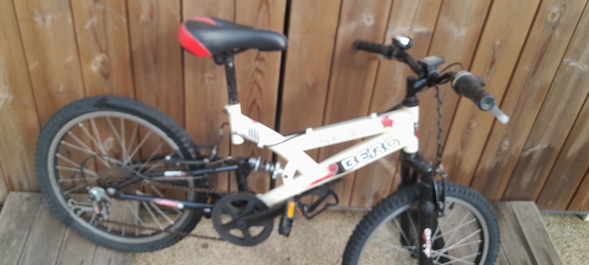 Bicicleta dupla suspensão roda 20