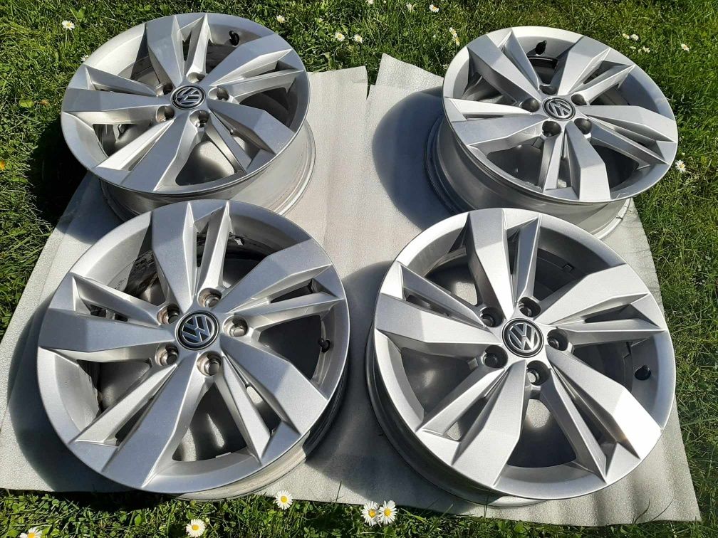 Alufelgi 15" VW Volkswagen koła jak nowe