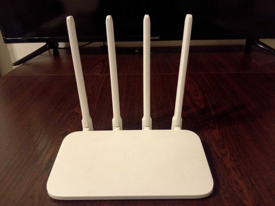 WiFi роутер MI Router 4A, модель R4AC