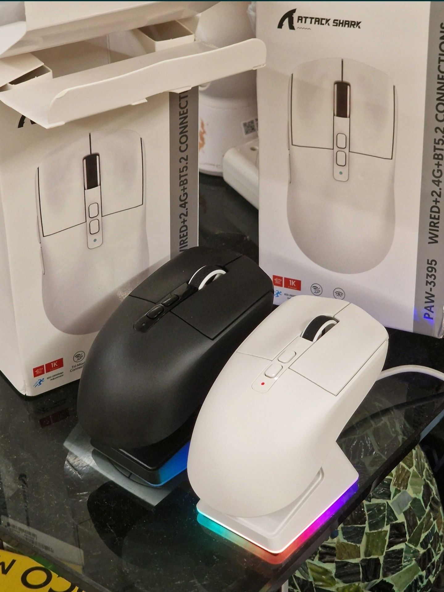 Ігрова миша Attack Shark X6 на топовому сенсорі 26000 dpi + dock RGB