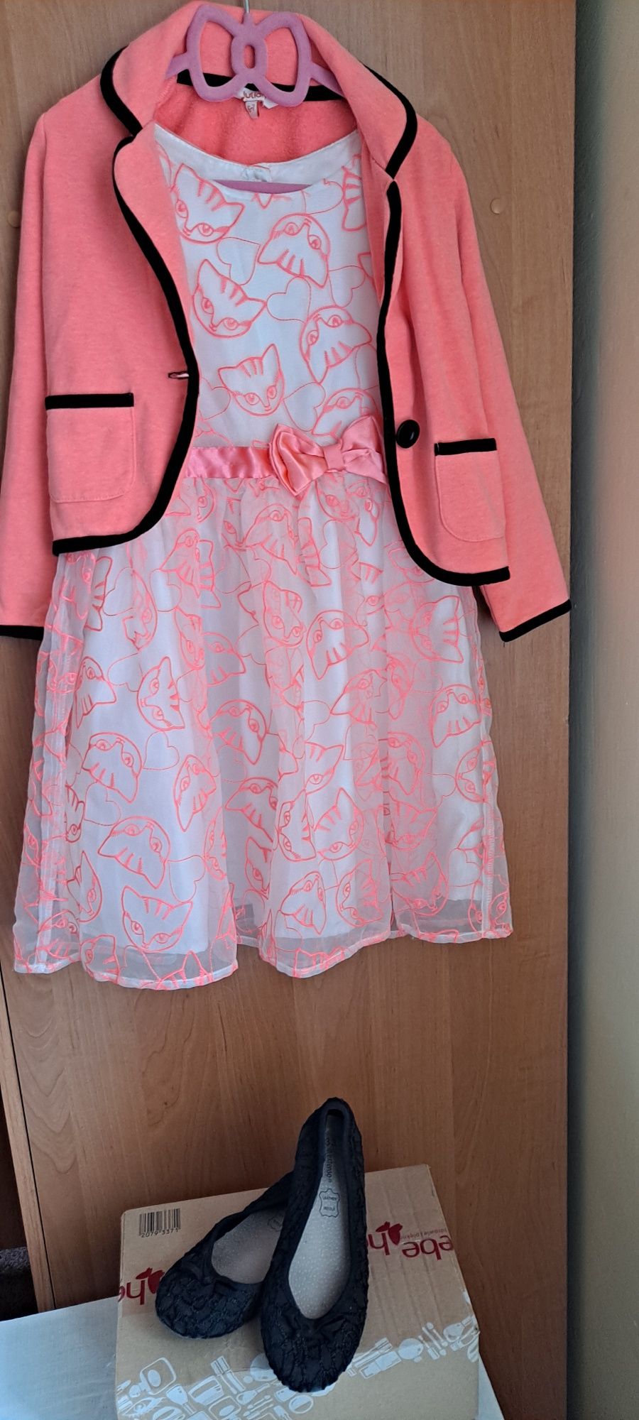Wyprzedaż!Sukienka H&M w różowe neonowe kotki i serca,elegancka Okazja