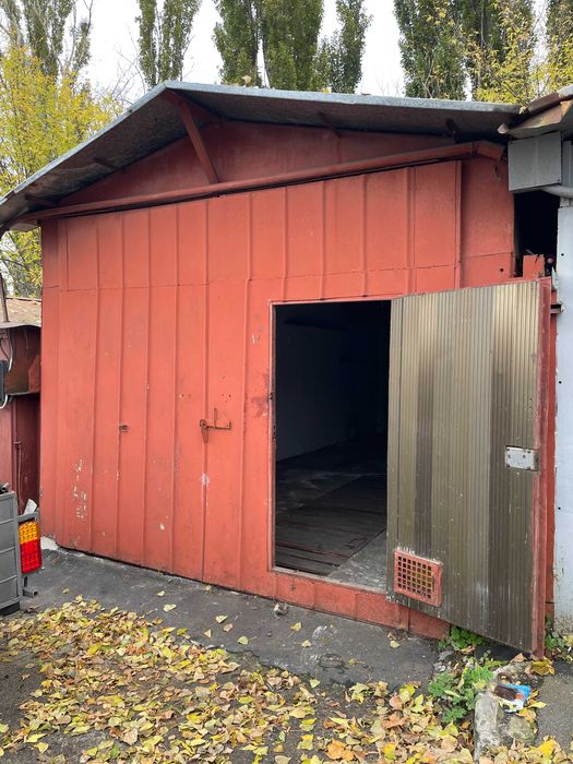 Продам гараж в кооперативі "Сигнал"