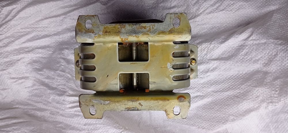 Продам трансформатор ТБС3-04 У3 .