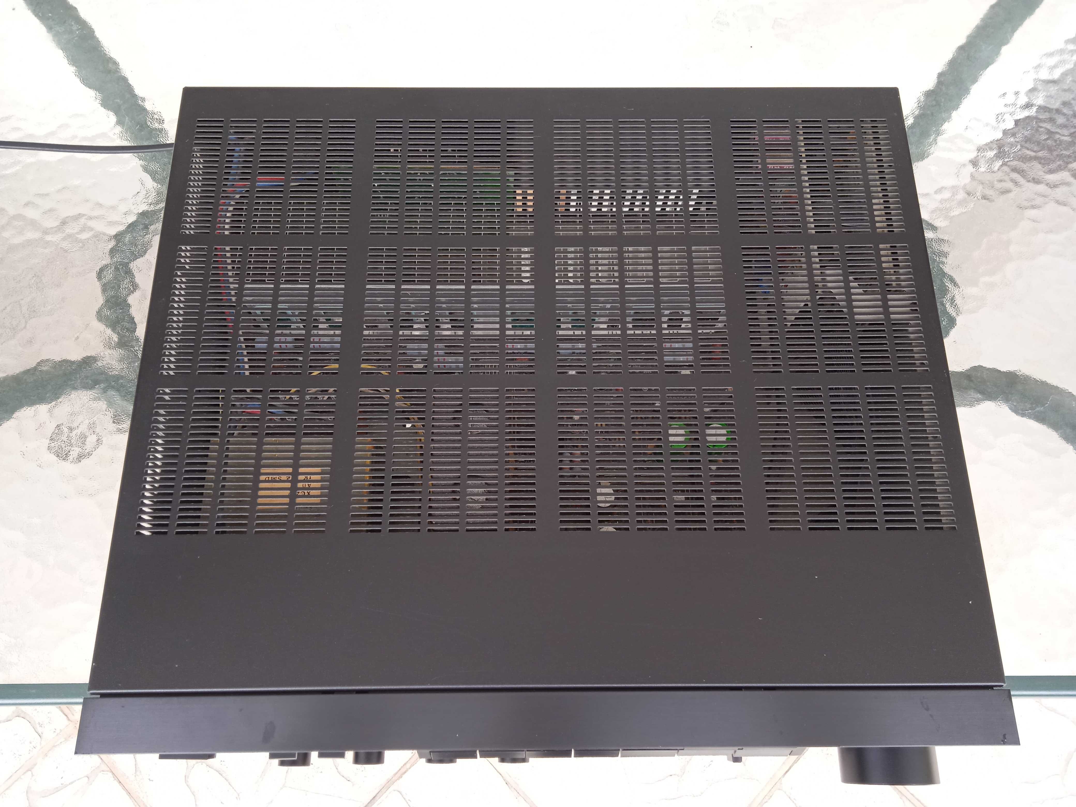 Wzmacniacz Yamaha AX-700