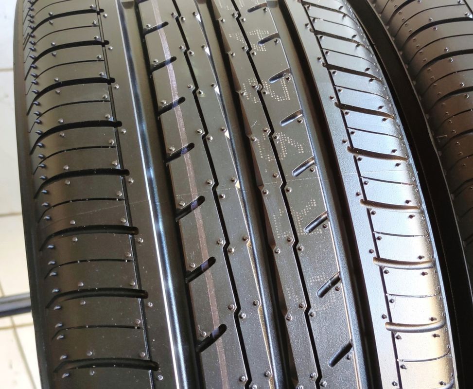 2x 185/55r16 Yokohama BluEarth-ES Es32/83v 2023r