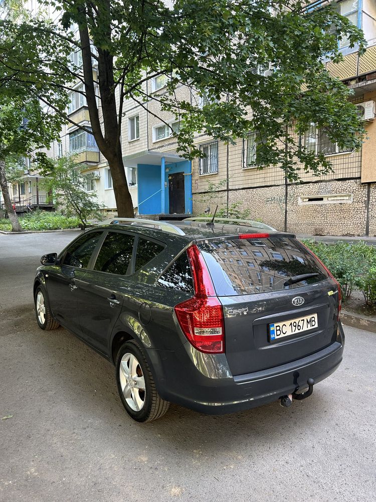 KIA Ceed 1,6 diesel !